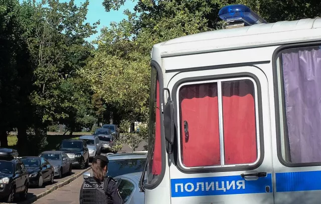 Пермийн их сургуульд үл мэдэх этгээд гал нээж, оюутнууд амиа алджээ