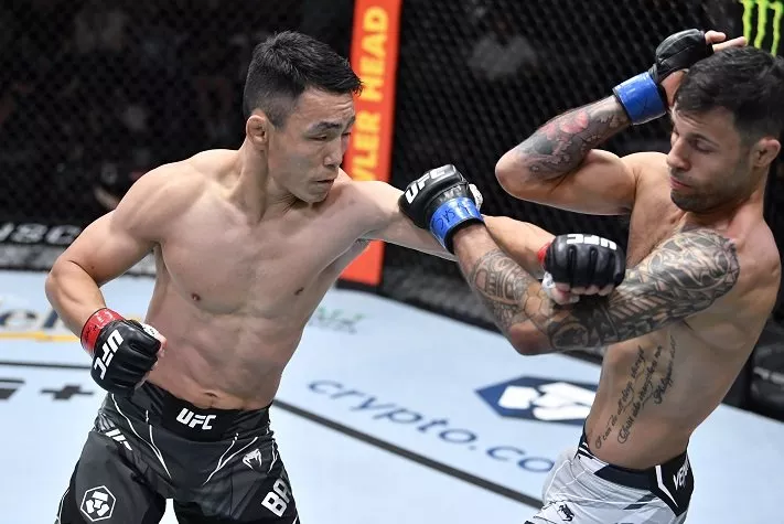 Видео: Д.Батгэрэл UFC-д дахин ялалт байгууллаа