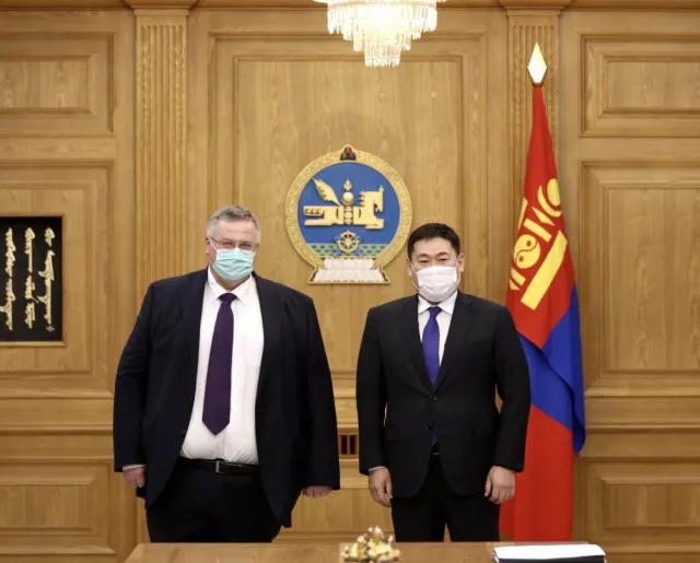 ОХУ-ын Засгийн газрын орлогч дарга Ерөнхий сайд Л.Оюун-Эрдэнэд бараалхав