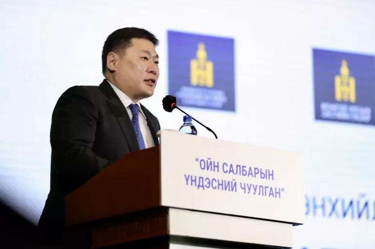 Л.Оюун-Эрдэнэ: Манай улсын газар нутгийн 76 хувь нь цөлжилтөд өртсөн байна