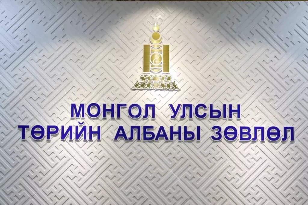 Төрийн албаны шалгалтыг 7458 хүн өгснөөс 2233 хүн тэнцжээ