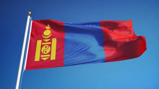 ӨНӨӨДӨР: Улс тунхагласны баяр