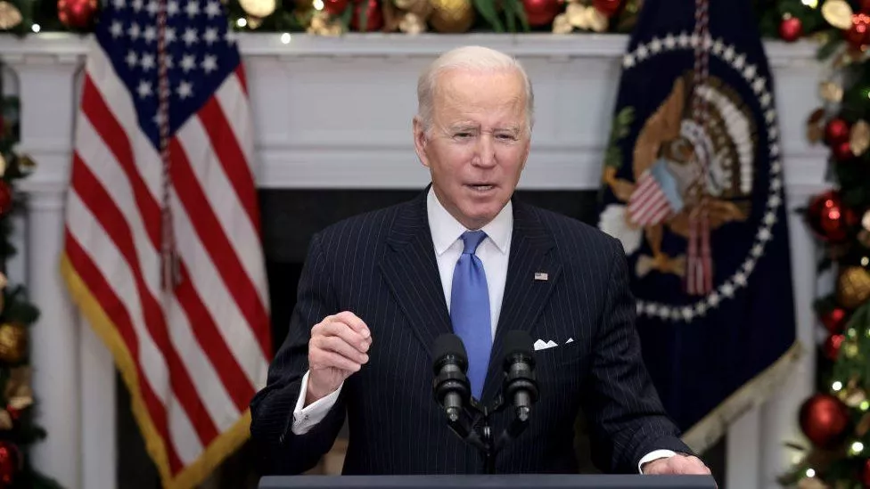 Жо Байден: Одоогоор Омикрон хувилбараас болж тусгаарлалт, хөл хорио тогтоох шаардлагагүй