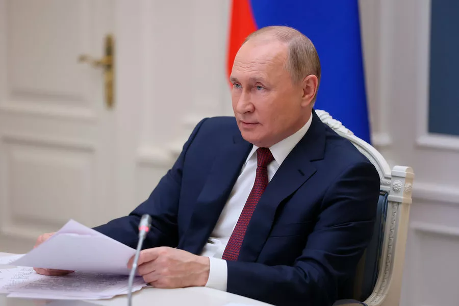 В.Путин: Харилцаа сайжирвал Киев ч, Москва ч аюулд өртөхгүй