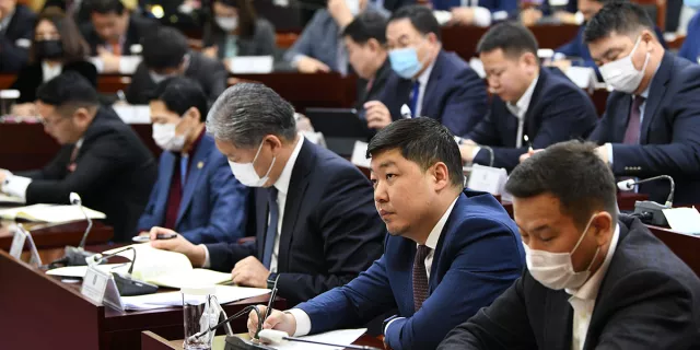 Нийт 82 төрлийн үйлчилгээ, зөвшөөрлийн 59-ийг нь цахимд шилжүүлнэ