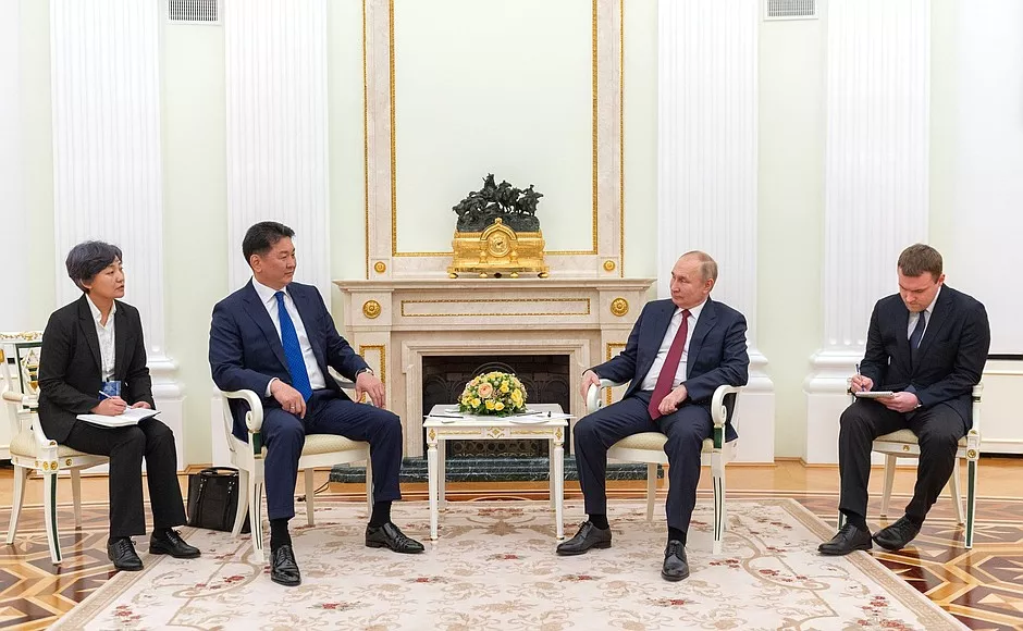 Ерөнхийлөгч У.Хүрэлсүх болон ОХУ-ын Ерөнхийлөгч В.Путин нарын ярилцлага