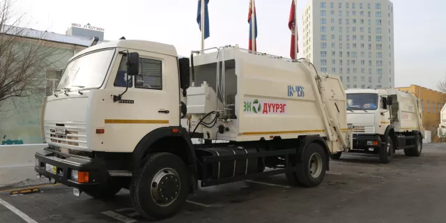 Хог тээвэрлэлтийн компаниудад автомашин хүлээлгэн өглөө
