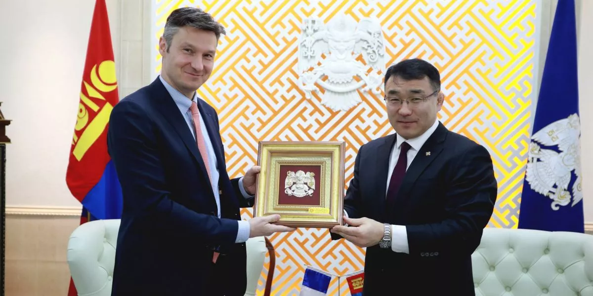 Нийтийн тээврийг хөгжүүлэхэд Франц Улсаас дэмжиж ажиллана