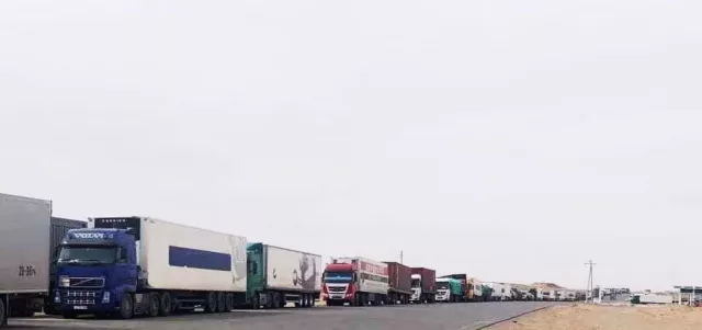 Эрээний талд үлдсэн автомашинуудыг маргаашнаас “0” цэгт хүргэнэ