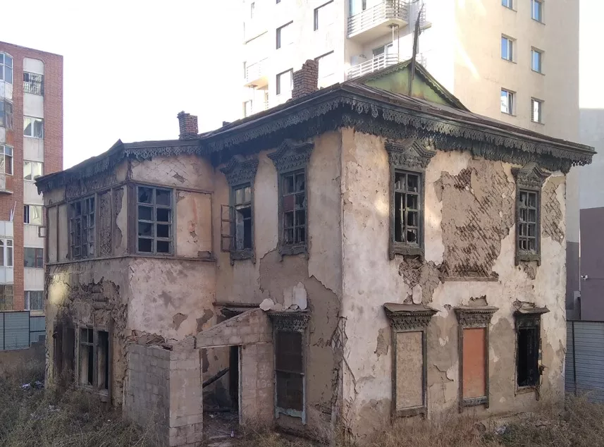 Түүх, соёлын үл хөдлөх 144 дурсгалыг дүүргийн хамгаалалтад авлаа