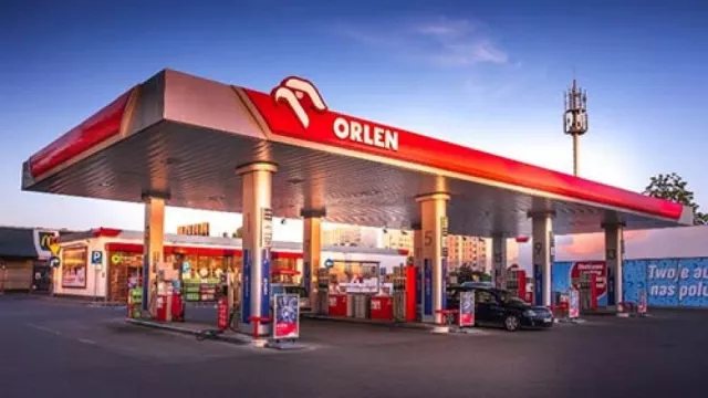 Польш Улс Оросын газрын тосноос татгалзахаар шийджээ