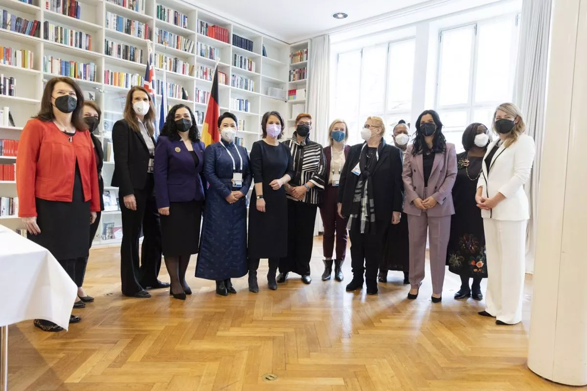 Эмэгтэй гадаад хэргийн сайд нар хамтран ажиллана