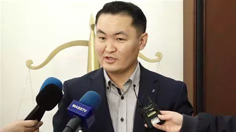 Ч.Өнөрбаяр: Монгол Улсад эдийн засаг, хүний эрх чөлөө алга