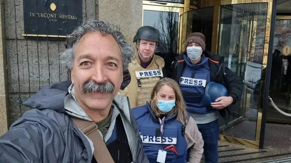Fox News сувгийн сэтгүүлч, зураглаач хоёр хүн Украинд амиа алдлаа
