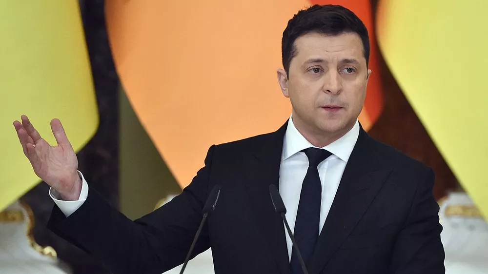 Зеленский: Үндсэн хуульд өөрчлөлт оруулахад бүх нийтийн санал асуулга явуулах ёстой