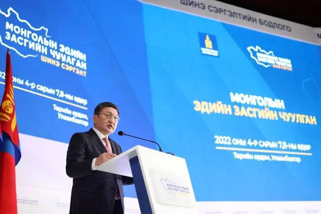У.Хүрэлсүх: Нэн яаралтай үнийн өсөлтийг хязгаарлаж, хүнс, шатахууны найдвартай хангамжтай болох хэрэгтэй