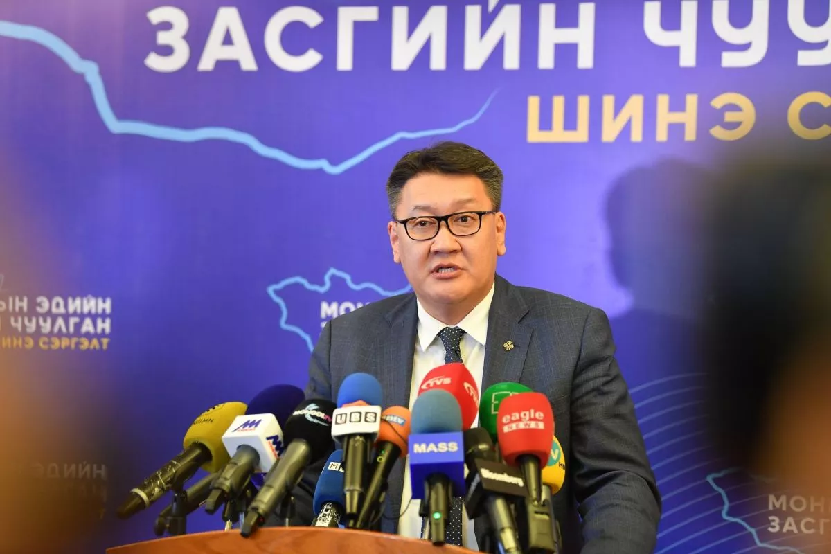 Сангийн сайд Б.Жавхлан: Ирэх долоо хоногт Хөрөнгө оруулалтын тухай хуулийг өргөн барина