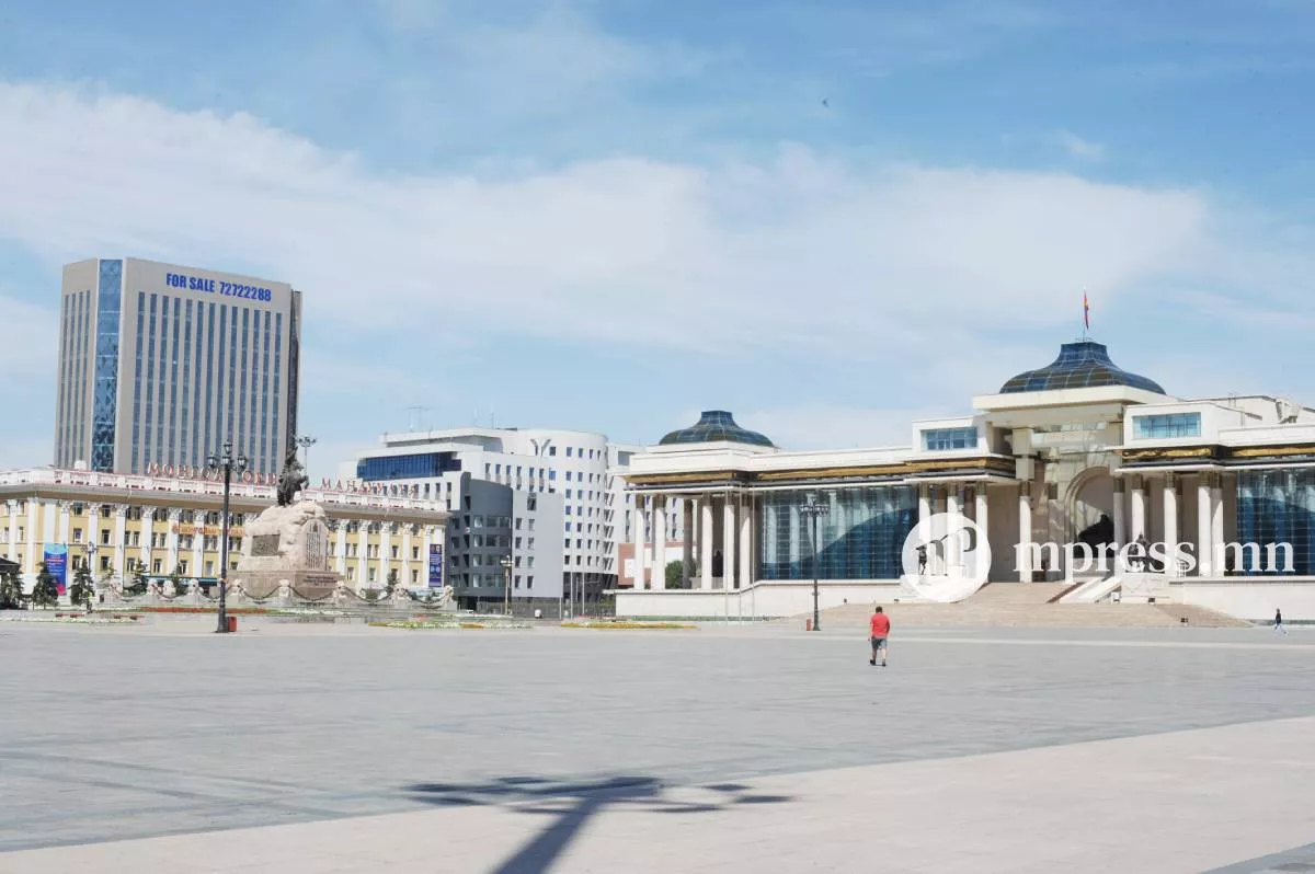 Улаанбаатарт 2 хэмийн дулаан байна