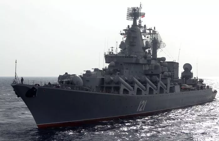 УКРАИН: Хар тэнгис дэх Оросын хамгийн том байлдааны хөлөг онгоцонд томоохон цохилт өгчээ