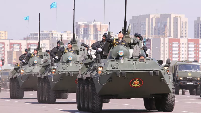 Ялалтын баяраар Казахстанд цэргийн парад болохгүй