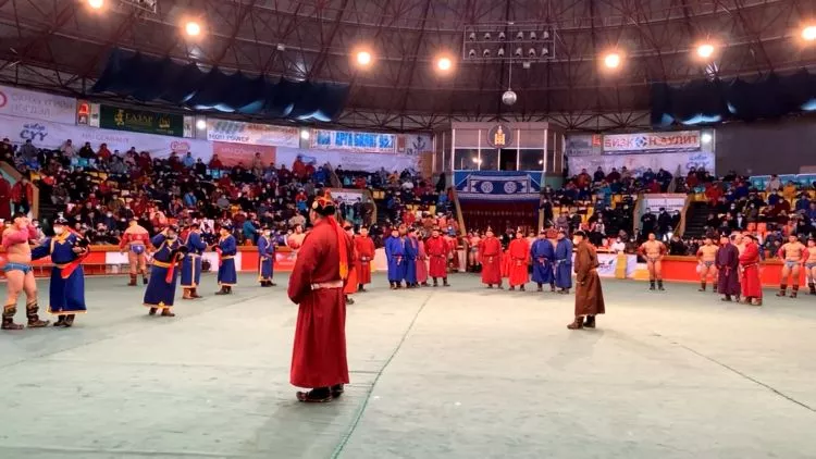 Ирэх сарын бөхийн барилдааны ХУВААРЬ