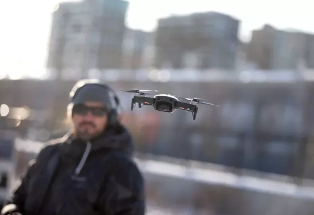Дрон үйлдвэрлэгч DJI компани Украин болон ОХУ дахь борлуулалтаа зогсоов