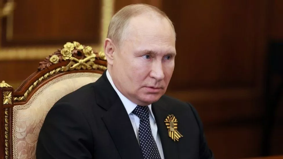 Путиныг урт үргэлжлэх дайнд бэлдэж байна гэлээ