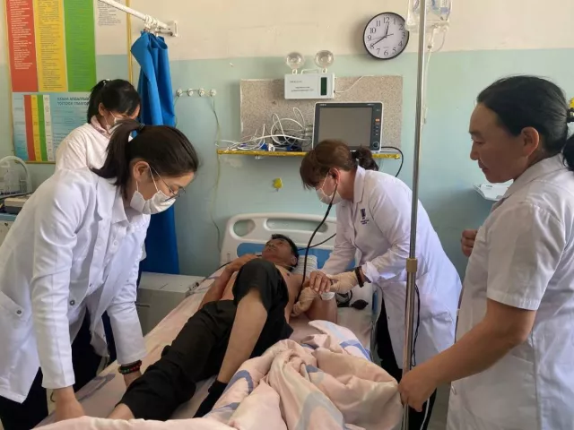УГТЭ-ийн мэргэжлийн эмч нар Булган аймагт ажиллажээ