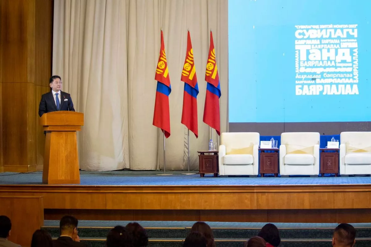 МУ-ын Ерөнхийлөгч У.Хүрэлсүх Сувилахуйн салбарынханд баярын мэндчилгээ дэвшүүлэв