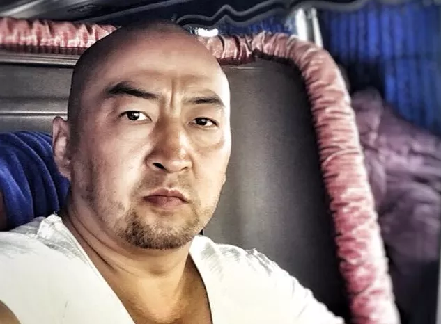 Д.Монголхүүг БЗД-ээс гарах эрхийг нь нэг жилээр хасчээ