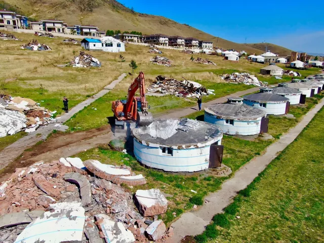 ИРГЭД: Байгалийнх нь унаган төрхийг хадгалж, иргэдэд ээлтэйгээр засаж тохижуулаасай