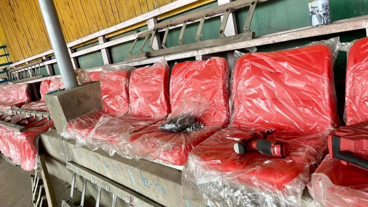 Төв цэнгэлдэхийн 10500 сандлыг шинэчилж байна
