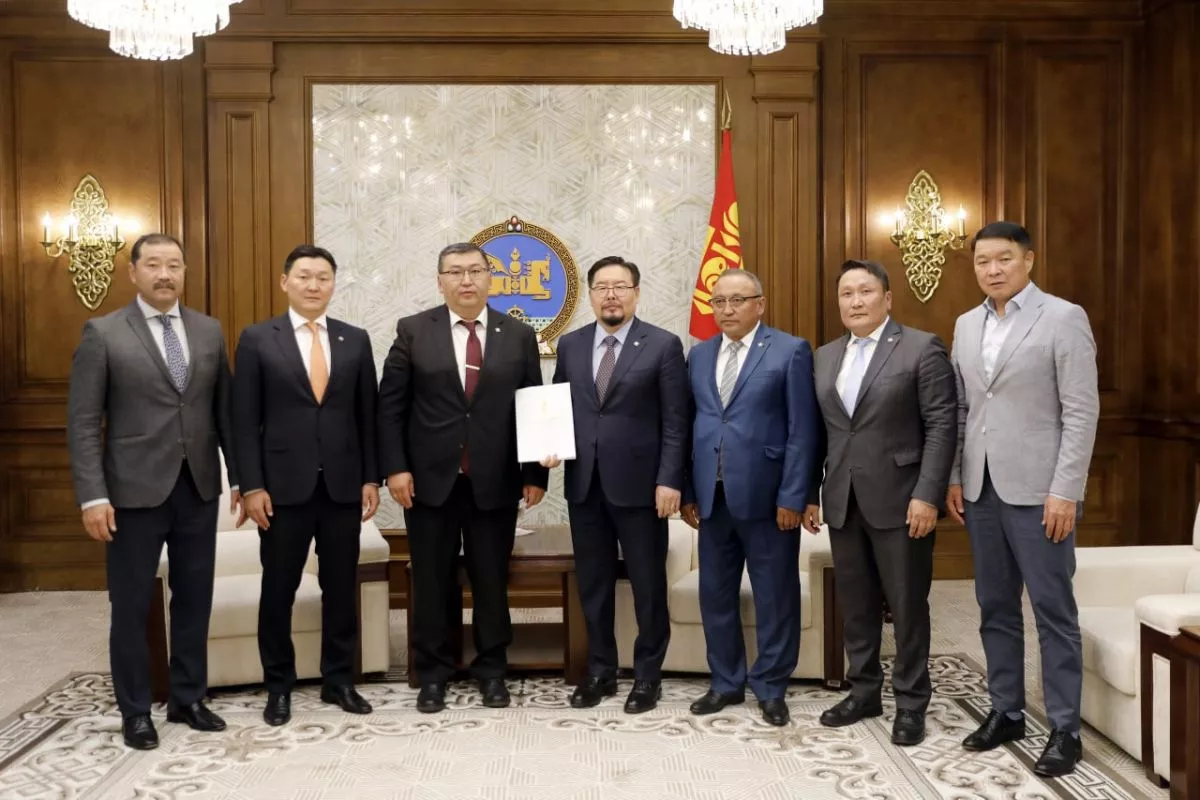 Төрөөс олгох урамшууллаас НД болон ЭМДШ суутгах хуулийн төслийг өргөн мэдүүллээ