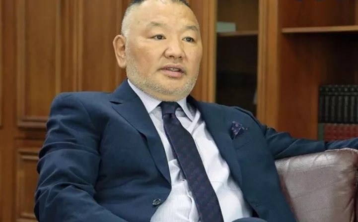 Д.Эрдэнэбилэг Ерөнхий сайдад ЗАХИДАЛ бичжээ