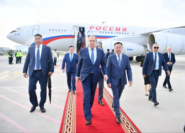 С.Лавровын айлчлал: 2016 ба 2022 он