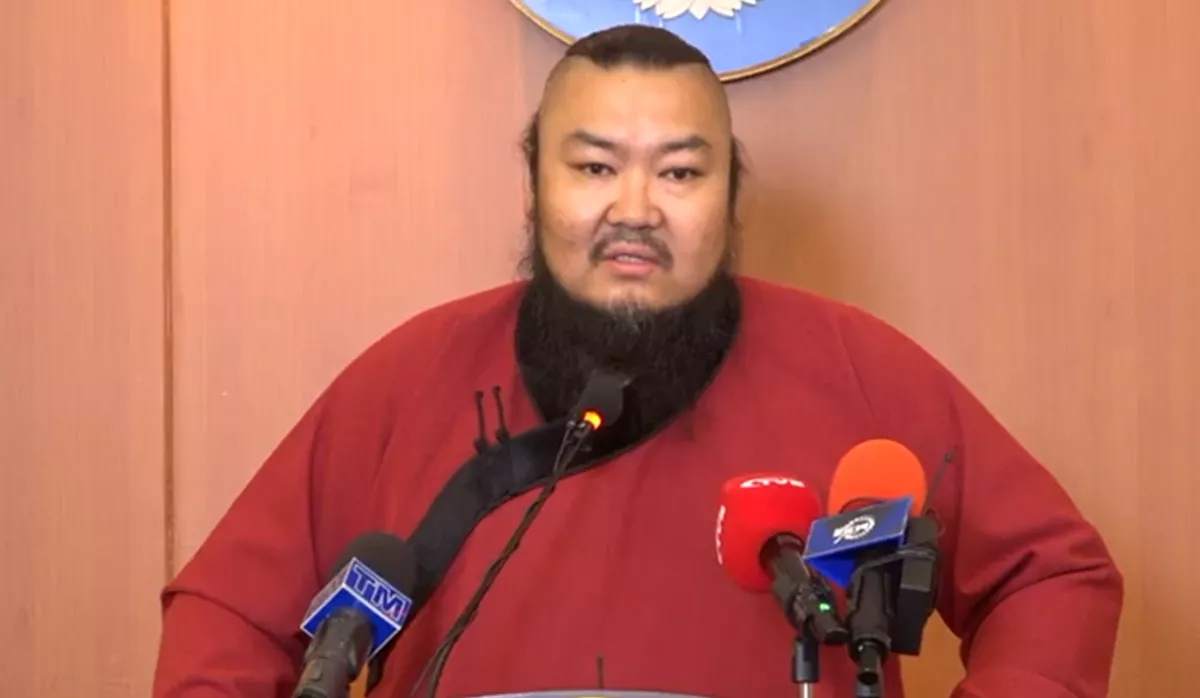 ШУУД: “Дээлтэй Монгол“ наадмын талаар мэдээлэл хийж байна