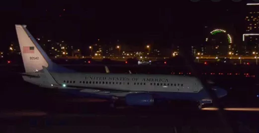 ВИДЕО: Пелосигийн сууж явсан онгоц Тайваньд газардлаа