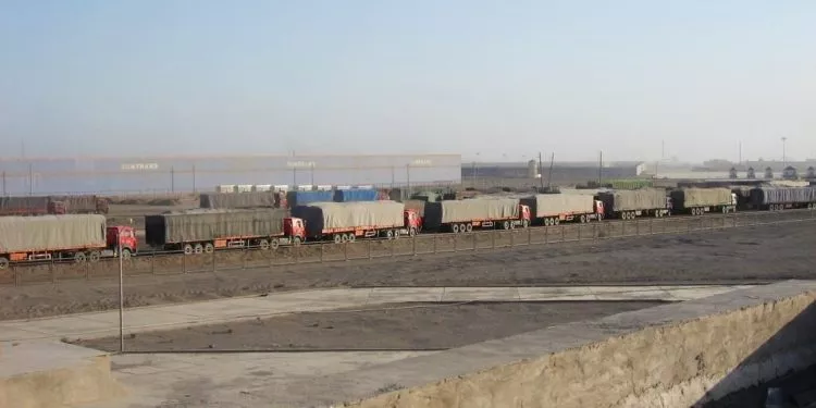 Cүүлийн дөрвөн хоногт нүүрс тээврийн 3164 автомашин хил нэвтэрчээ
