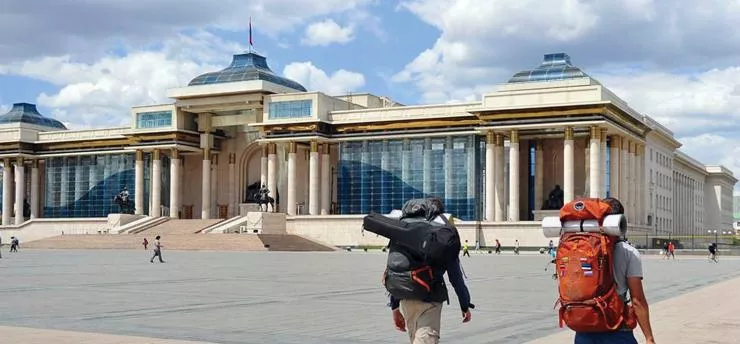 Нэгдүгээр сараас хойш манай улсад ирсэн гадаад иргэдийн 46 хувь нь Орос жуулчид байна